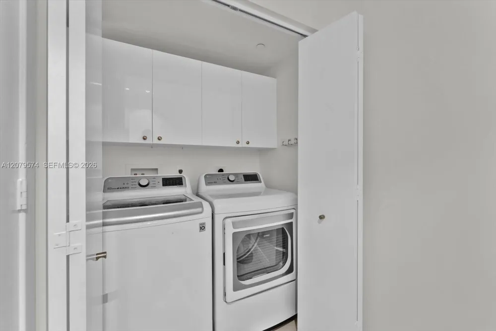 901 Brickell Key Blvd #609 Miami, FL 33131