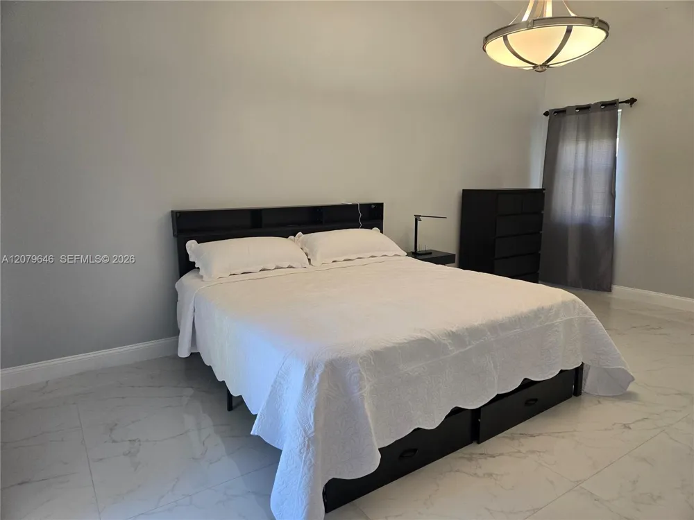 10901 NW 6th Ct #1 Plantation, FL 33324