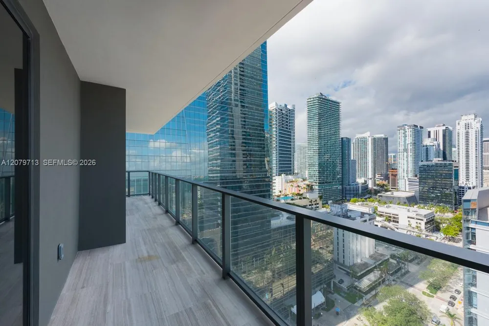 1451 Brickell Ave #2206 Miami, FL 33131