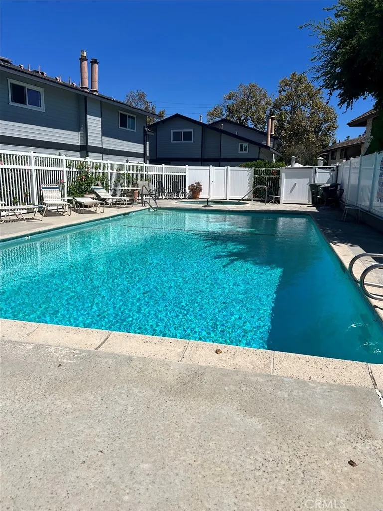 1120 Sandi Costa Mesa, CA 92627