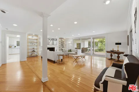 4401 Nogales Drive