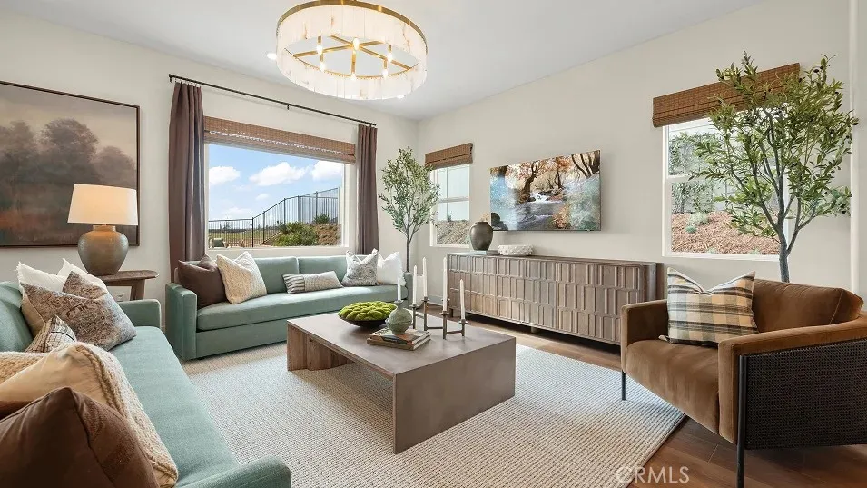 605 Eureka Drive Santa Paula, CA 93060