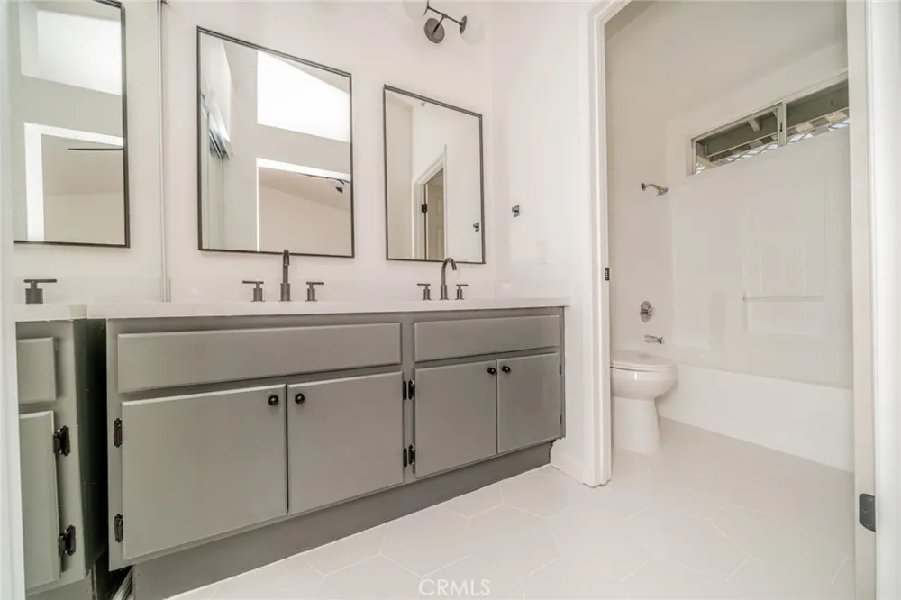 7650 Stoney Creek Court Highland, CA 92346