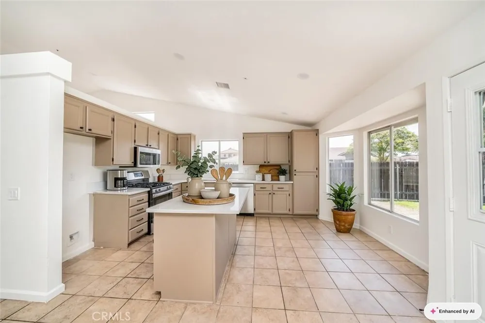 7650 Stoney Creek Court Highland, CA 92346