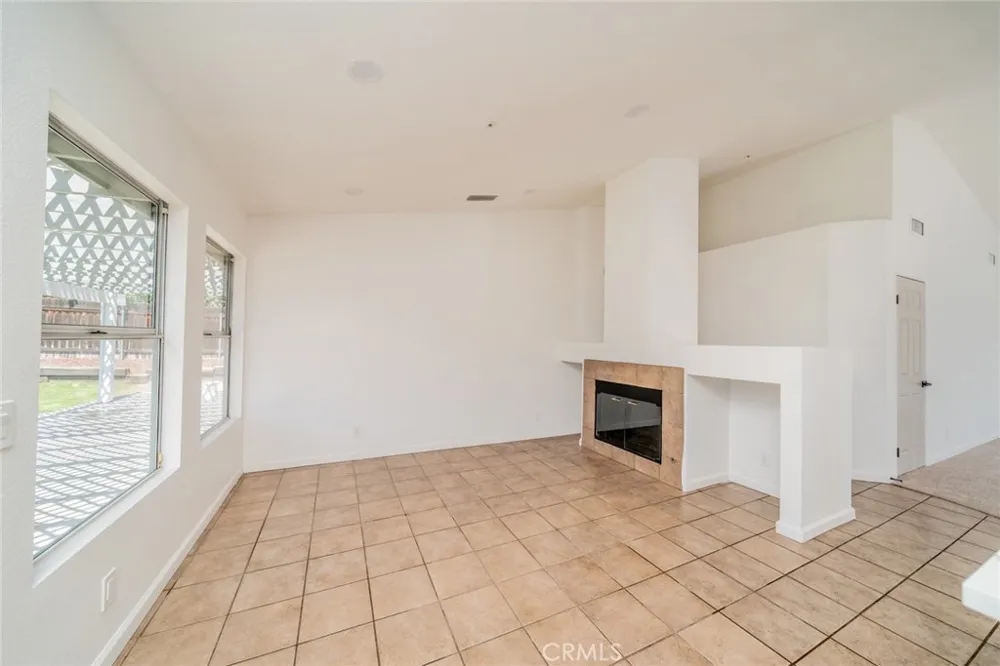 7650 Stoney Creek Court Highland, CA 92346