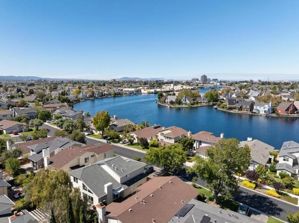 541 Trinidad Lane Foster City, CA 94404