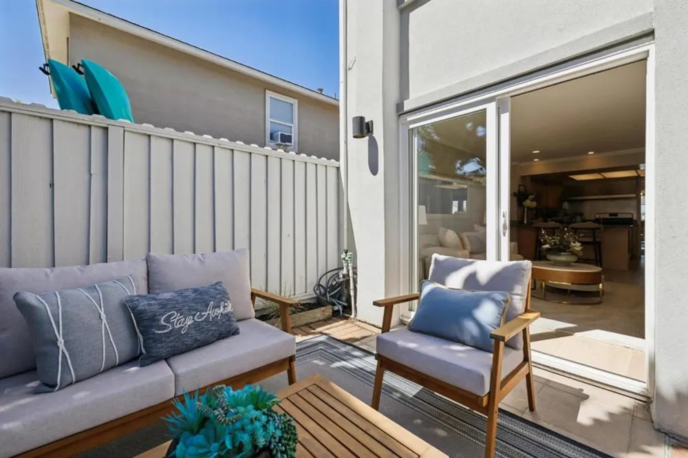 541 Trinidad Lane Foster City, CA 94404