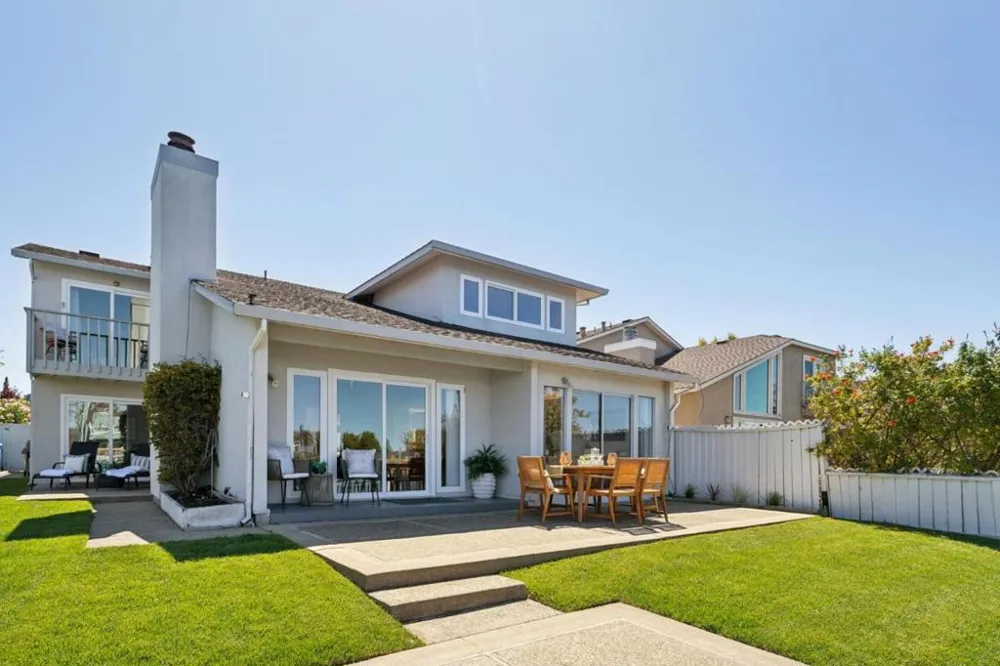 541 Trinidad Lane Foster City, CA 94404