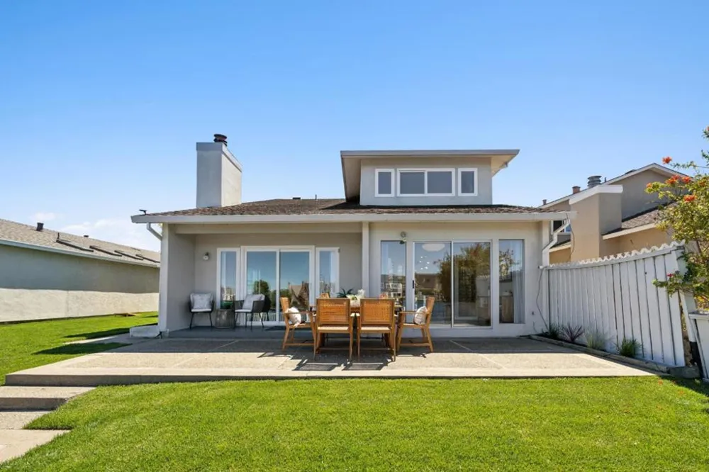 541 Trinidad Lane Foster City, CA 94404
