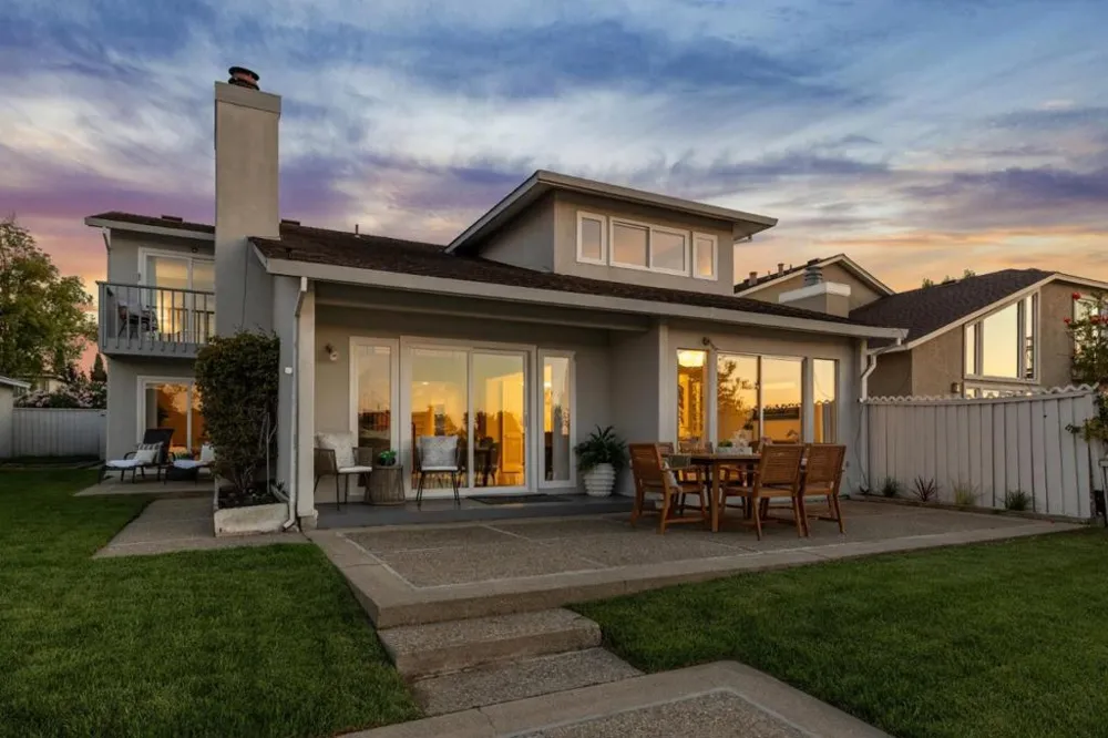 541 Trinidad Lane Foster City, CA 94404