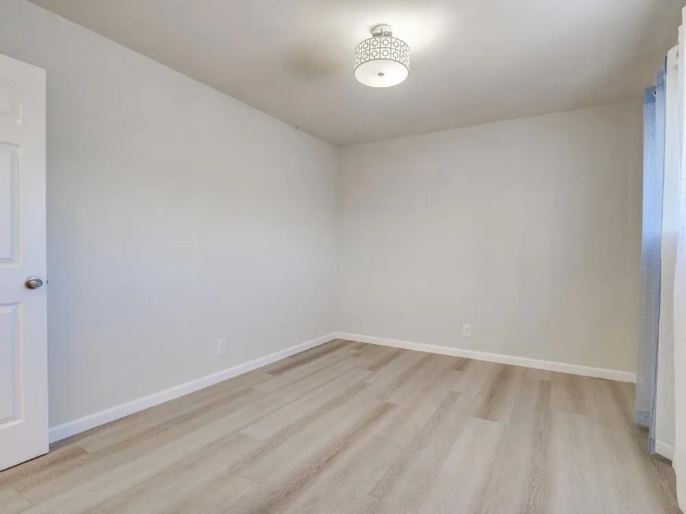 3569 Agate Dr #9 Santa Clara, CA 95051