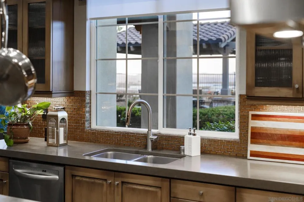 15238 Maple Grove Lane San Diego, CA 92131