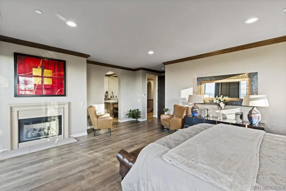 15238 Maple Grove Lane San Diego, CA 92131