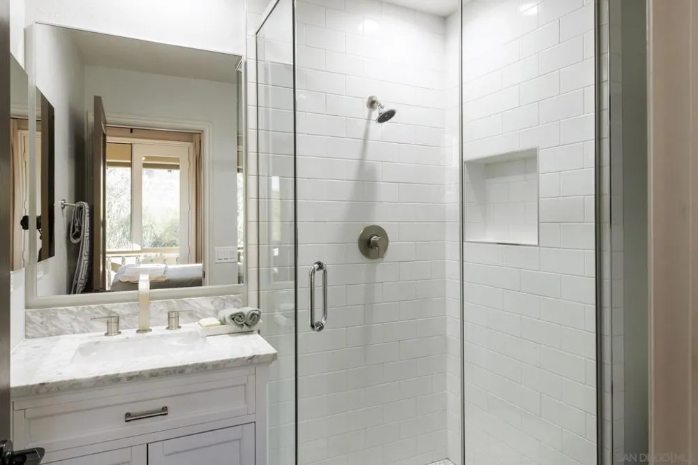15238 Maple Grove Lane San Diego, CA 92131