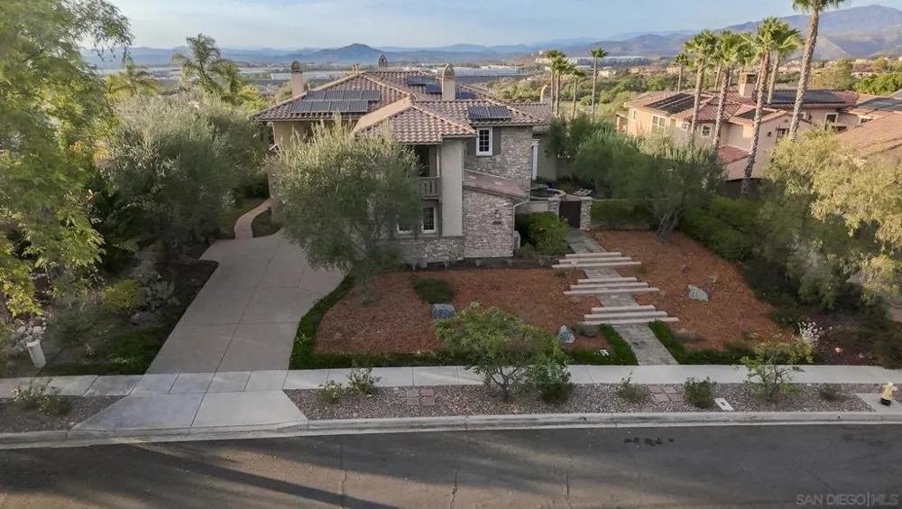 15238 Maple Grove Lane San Diego, CA 92131