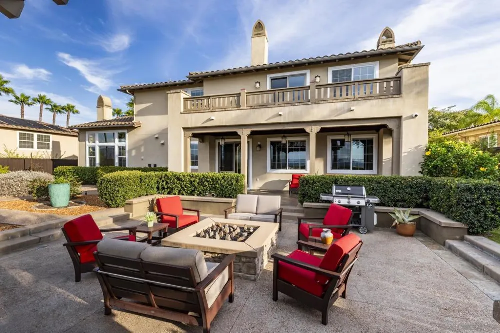 15238 Maple Grove Lane San Diego, CA 92131