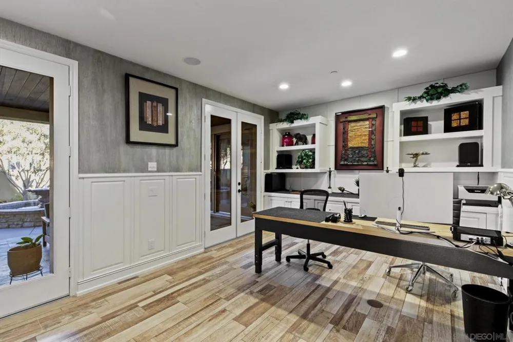 15238 Maple Grove Lane San Diego, CA 92131