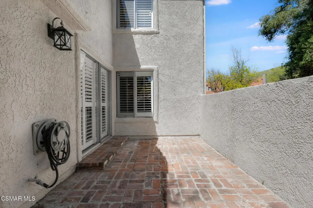 408 Via Colinas Westlake Village, CA 91362