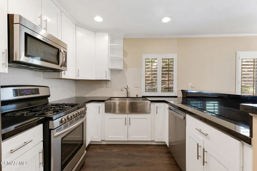 408 Via Colinas Westlake Village, CA 91362