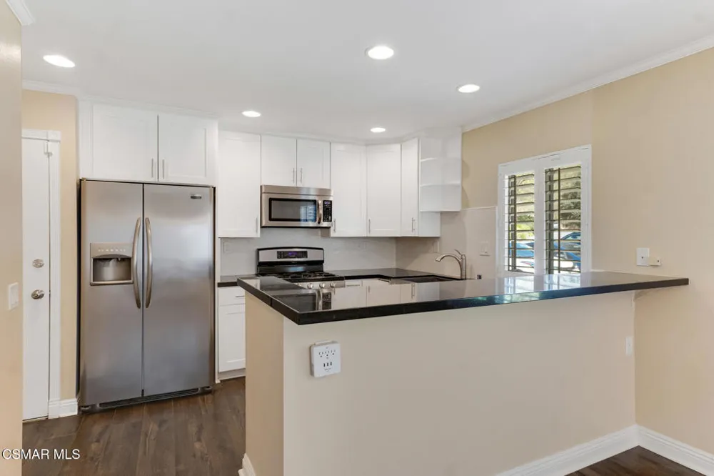 408 Via Colinas Westlake Village, CA 91362