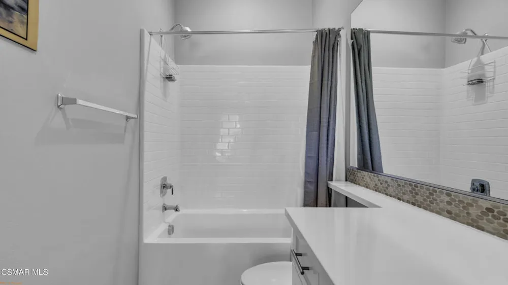 51657 Rolling Green Court Indio, CA 92201