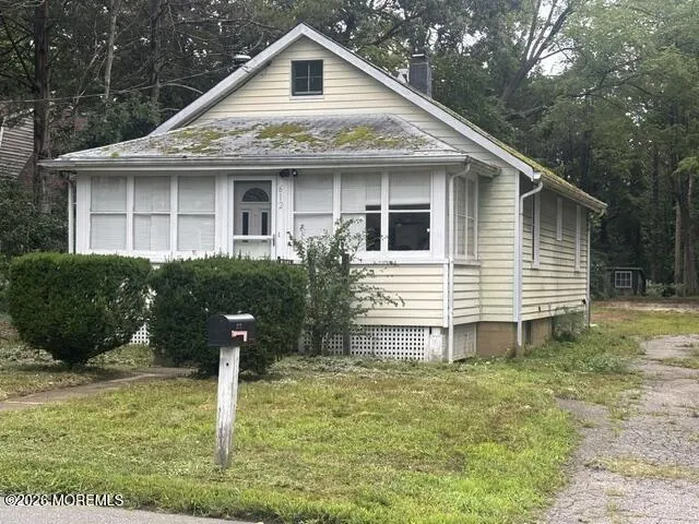 612 Dave Marion Road Toms River, NJ 08753