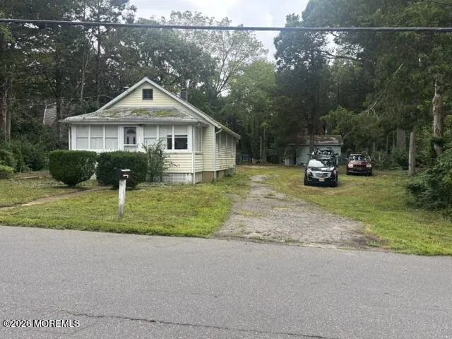 612 Dave Marion Road Toms River, NJ 08753