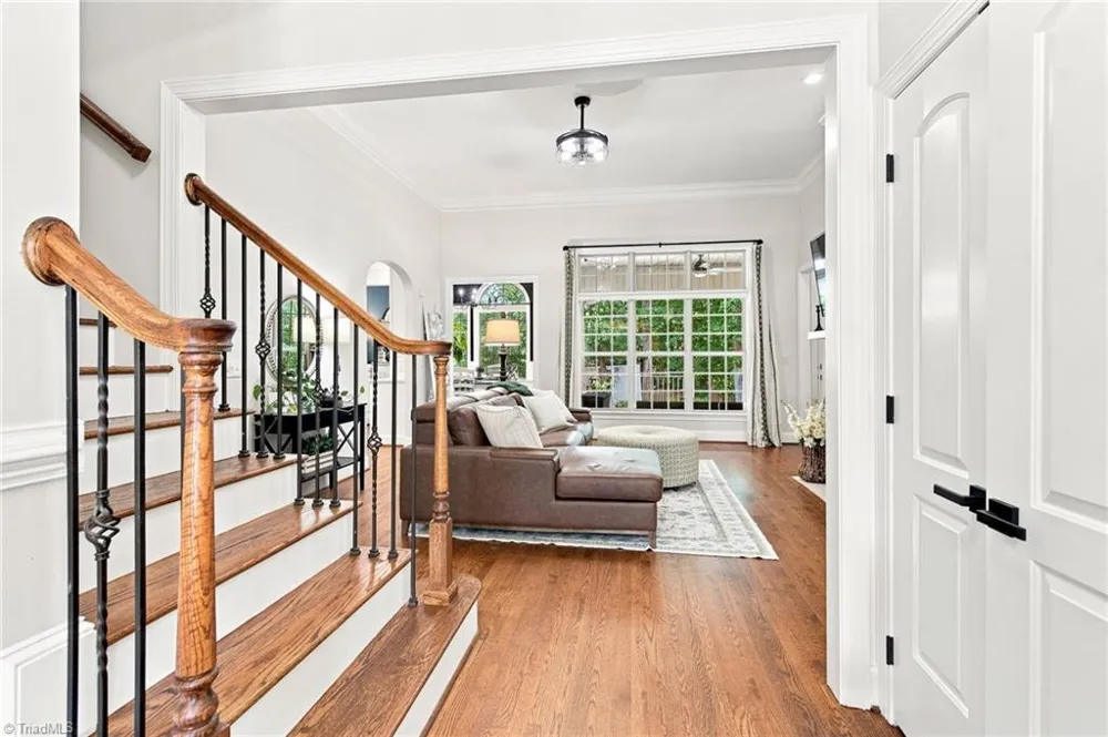 5718 Mabe Drive Oak Ridge, NC 27310