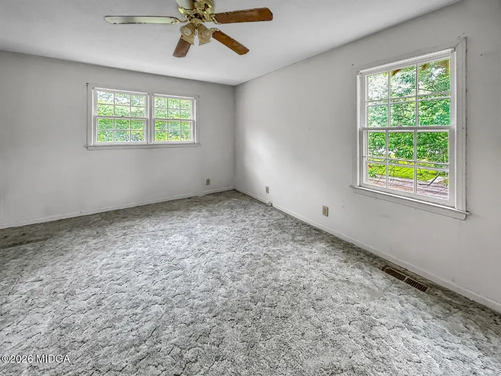 411 Edgewater Circle Macon, GA 31220