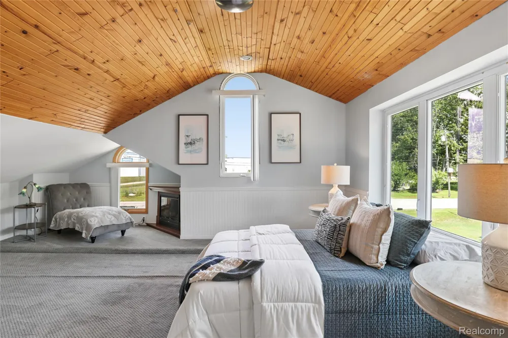 2231 Channel Drive Clay Township, MI 48028