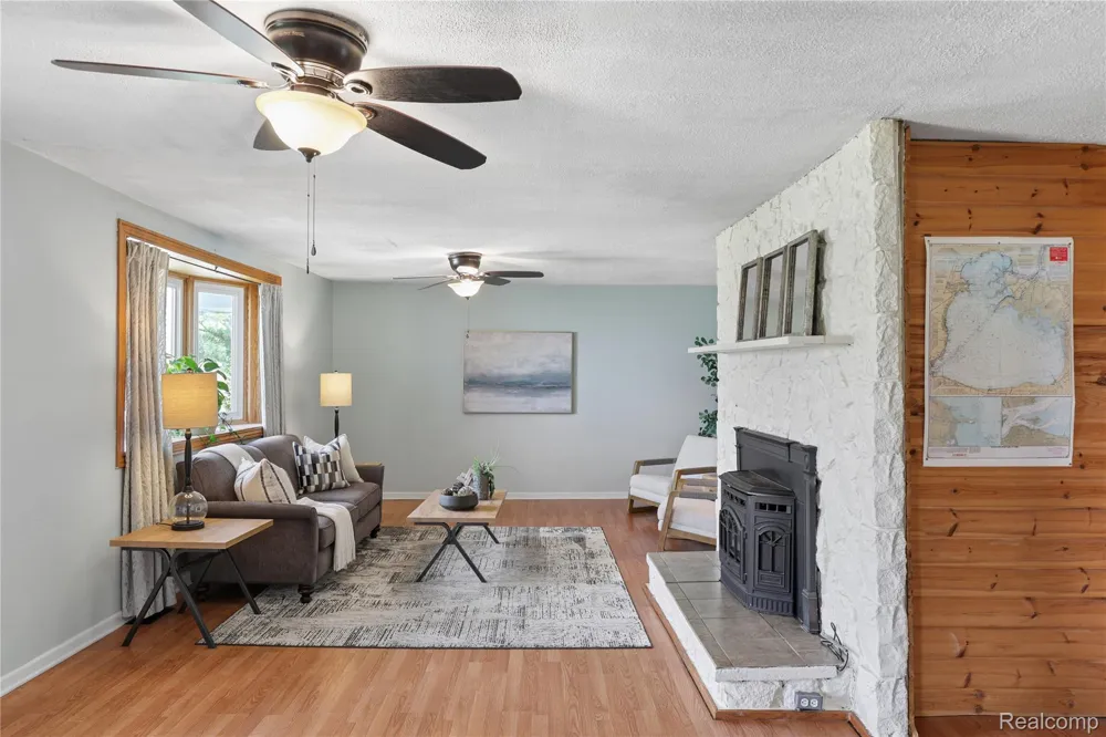 2231 Channel Drive Clay Township, MI 48028