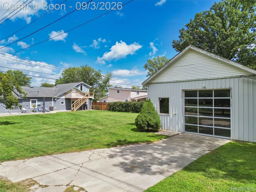 2231 Channel Drive Clay Township, MI 48028