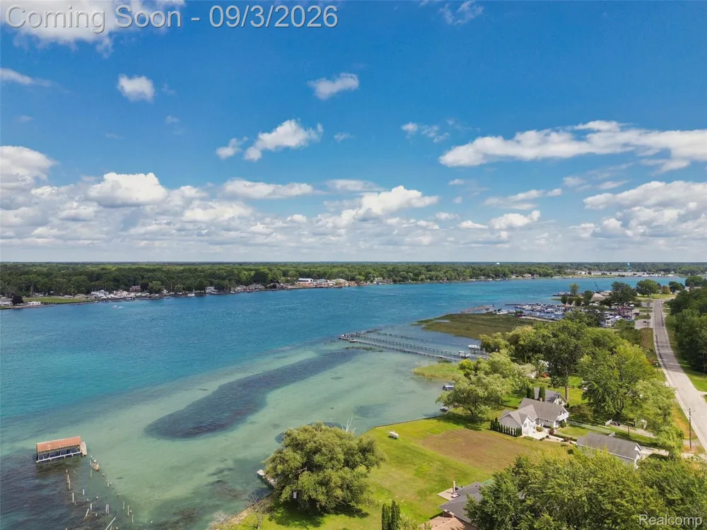 2231 Channel Drive Clay Township, MI 48028