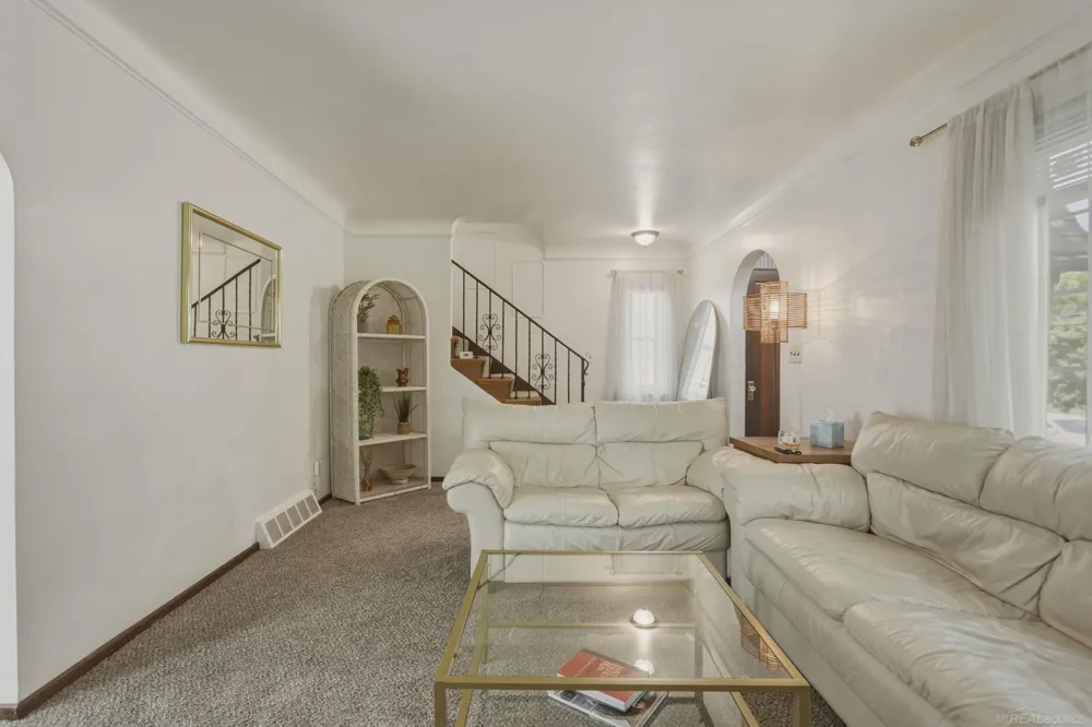 1510 Monteray Avenue Flint City, MI 48503