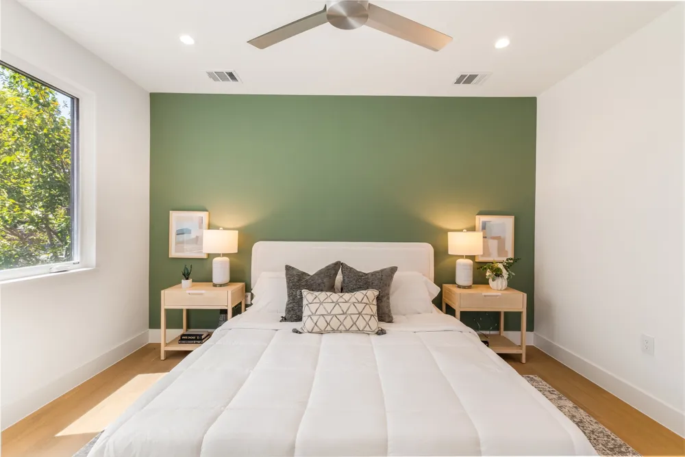 943 E 52nd Street Austin, TX 78751