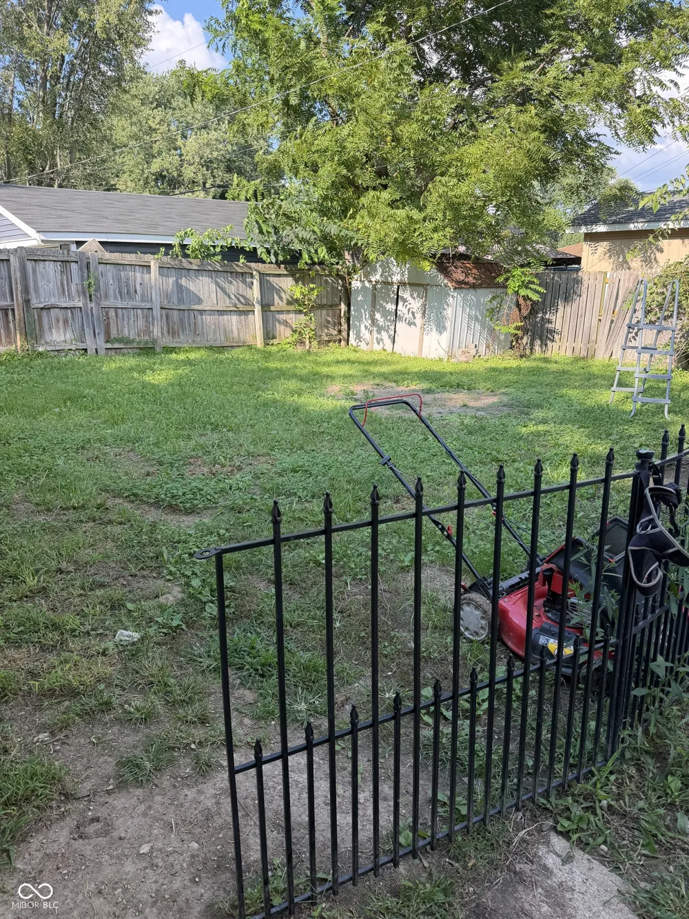 2629 Fredonia Indianapolis, IN 46222