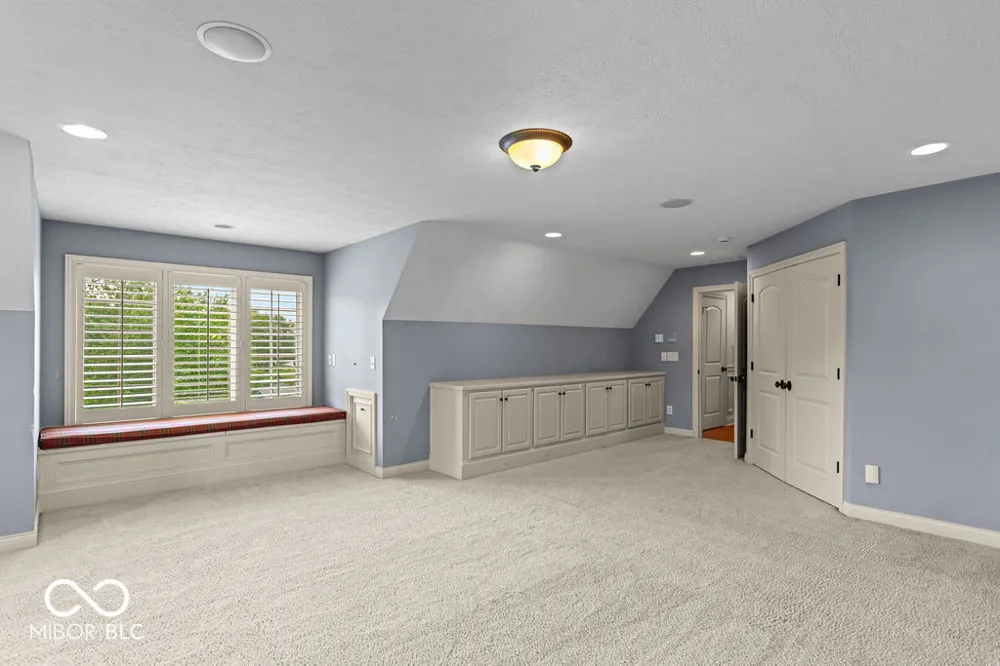 15390 Whistling Lane Carmel, IN 46033