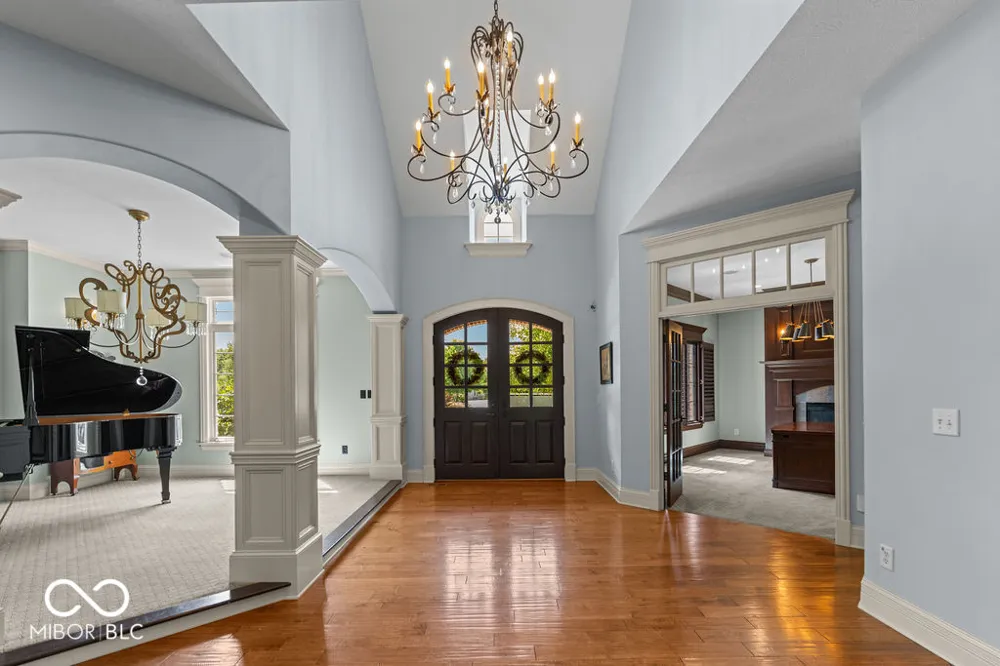 15390 Whistling Lane Carmel, IN 46033