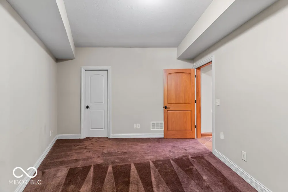 15390 Whistling Lane Carmel, IN 46033