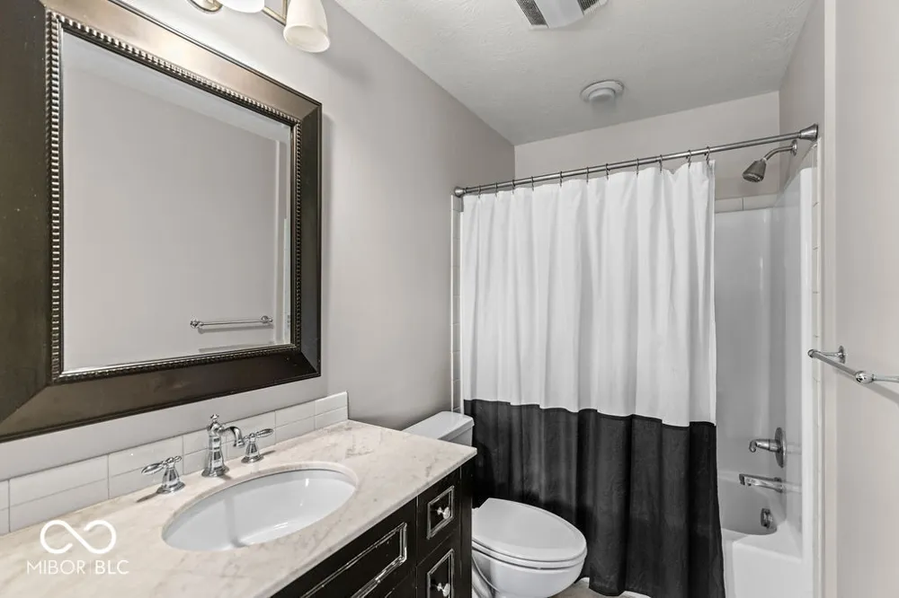 15390 Whistling Lane Carmel, IN 46033