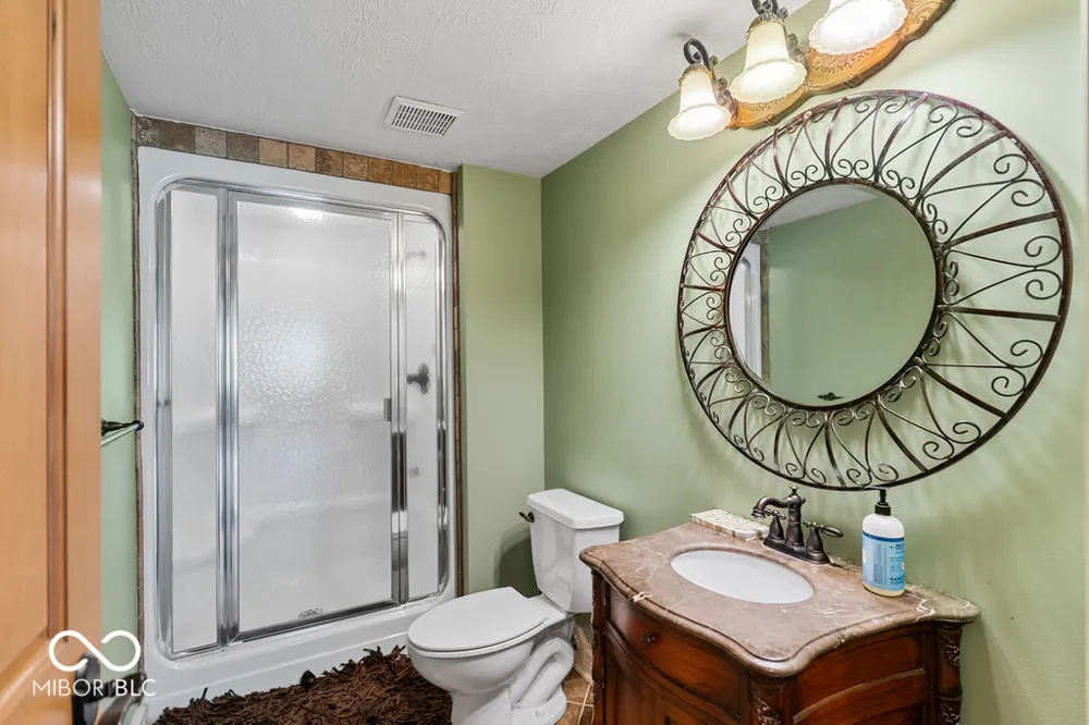 15390 Whistling Lane Carmel, IN 46033