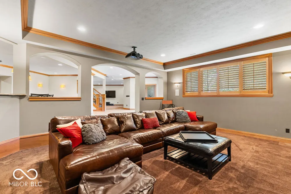 15390 Whistling Lane Carmel, IN 46033