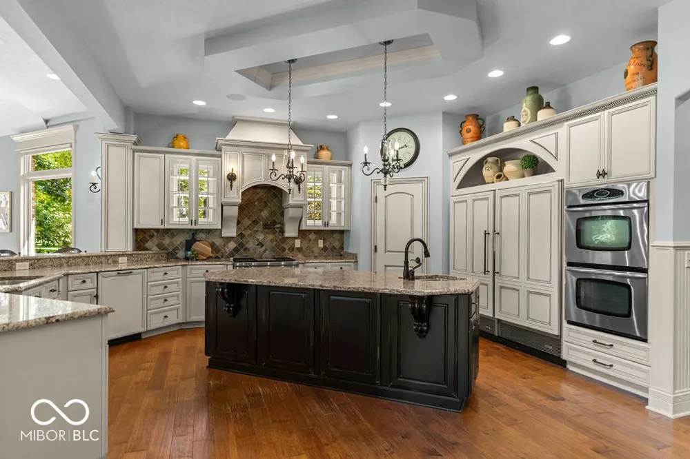 15390 Whistling Lane Carmel, IN 46033