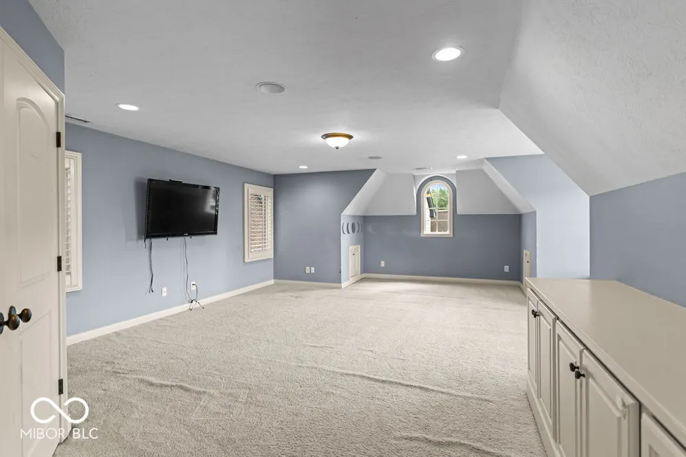 15390 Whistling Lane Carmel, IN 46033