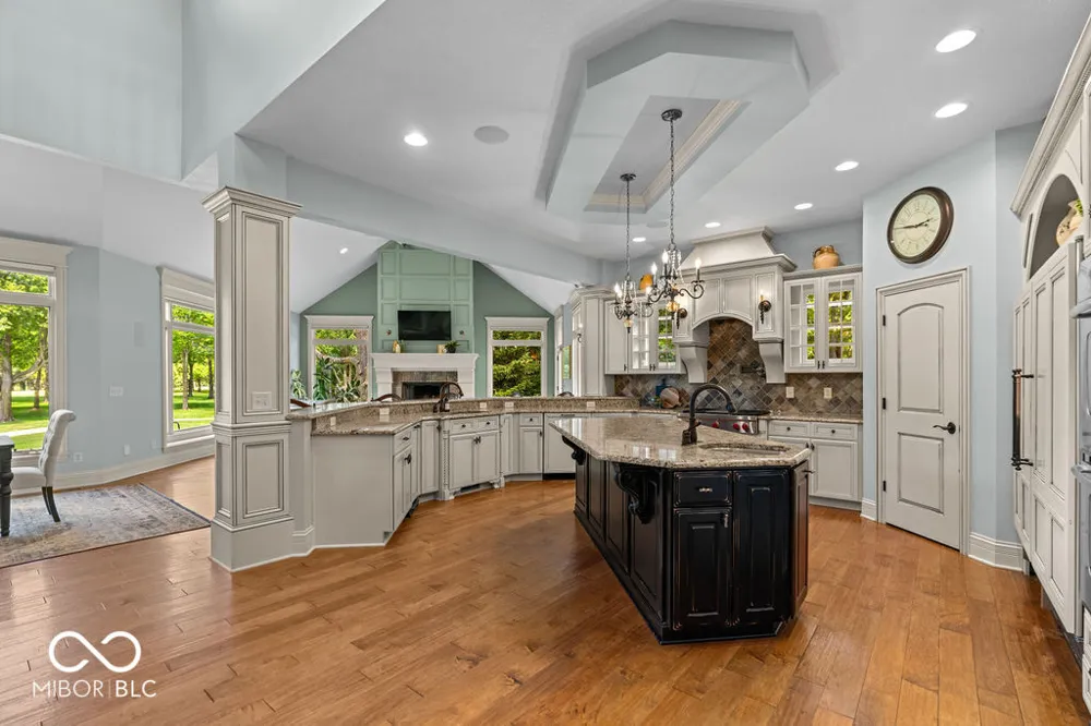 15390 Whistling Lane Carmel, IN 46033