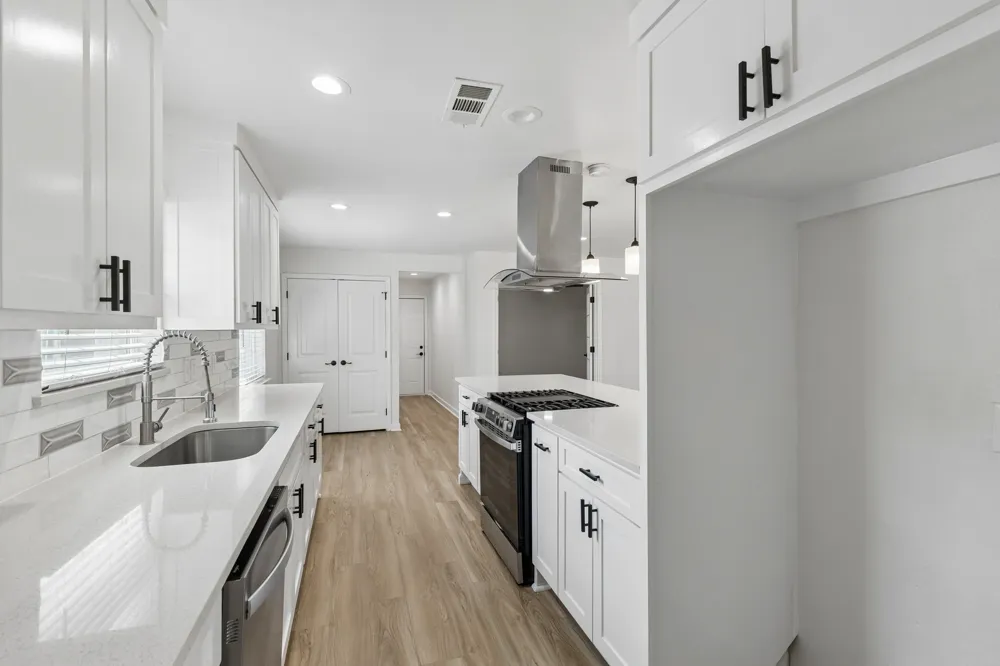 8148 Clear Springs Road Dallas, TX 75240