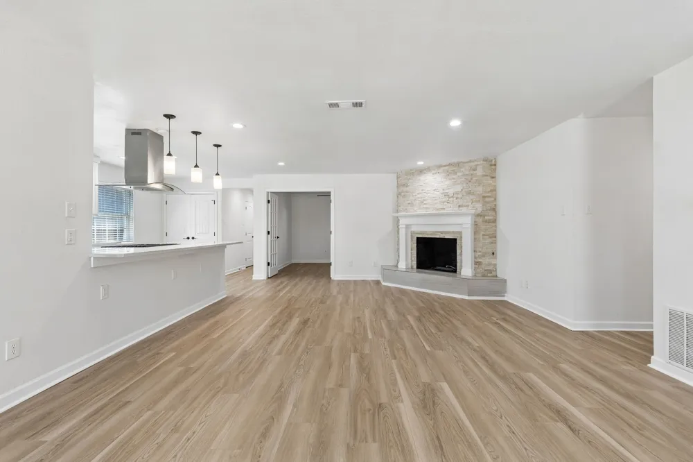 8148 Clear Springs Road Dallas, TX 75240