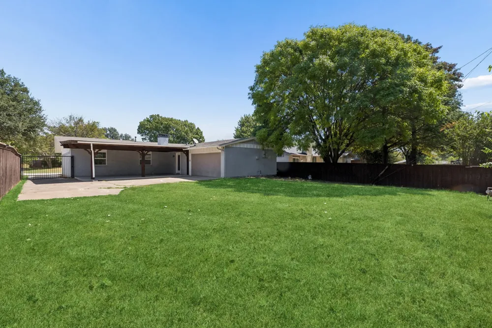 8148 Clear Springs Road Dallas, TX 75240