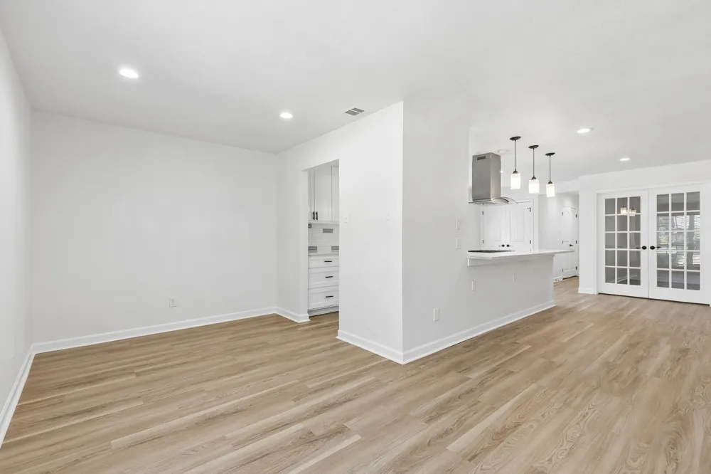 8148 Clear Springs Road Dallas, TX 75240