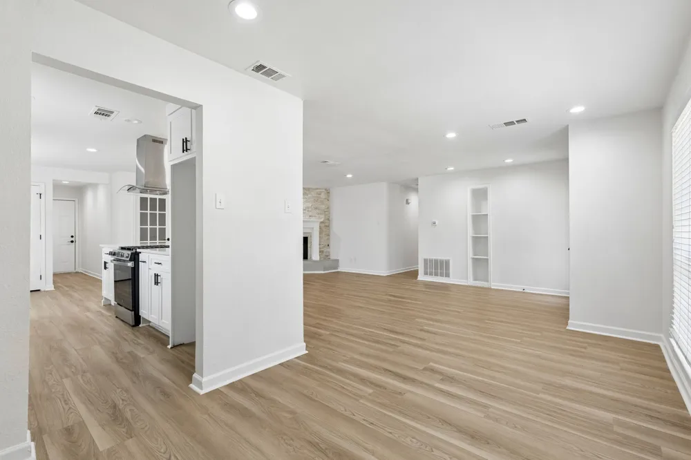 8148 Clear Springs Road Dallas, TX 75240